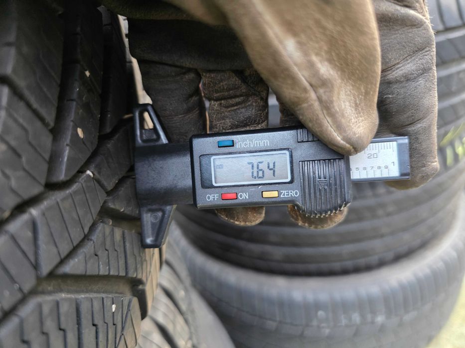 2бр Всесезонни гуми 205 55 17 - Semperit