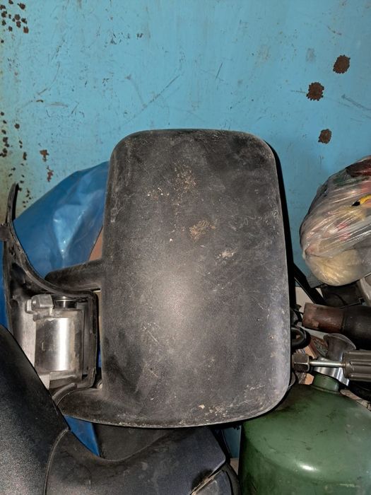 Продам зеркало бус спринт