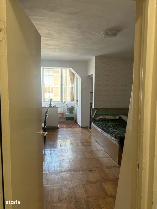 Garsoniera zona ASTRA,Str Traian