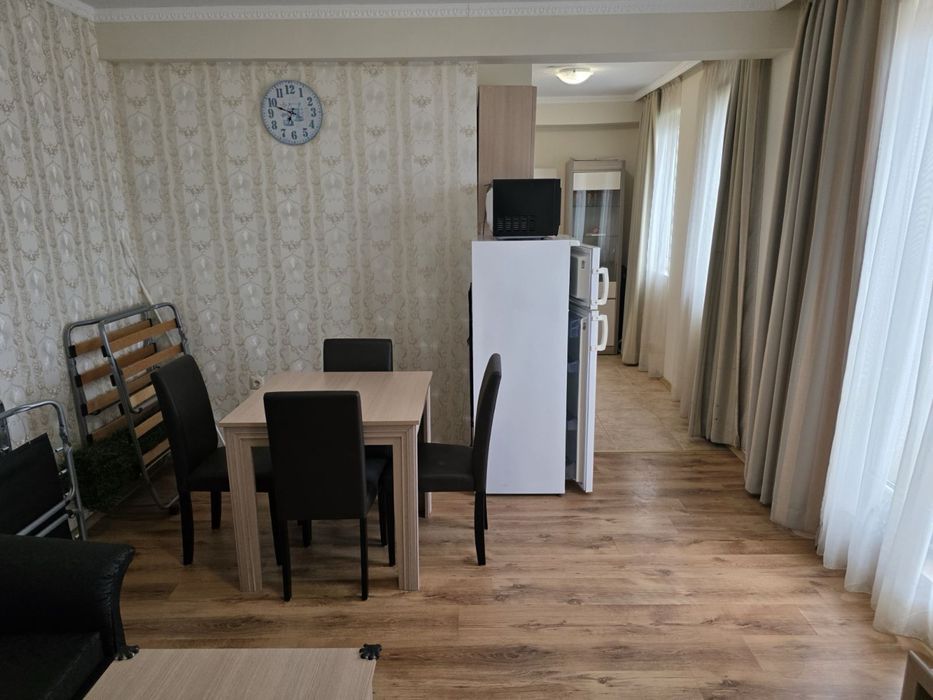 Двустаен апартамент