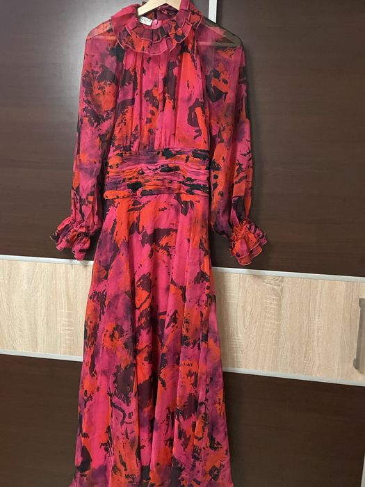 Дълга рокля за пролет/ есен.