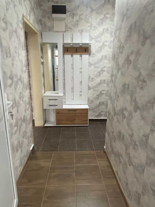 3-стаен/ Девня/ 355 UE/ Обзаведен/ Основен ремонт/ ТОП ЛОКАЦИЯ