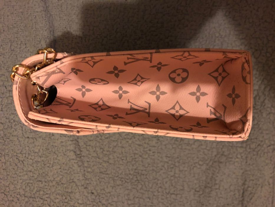 Дамска чанта