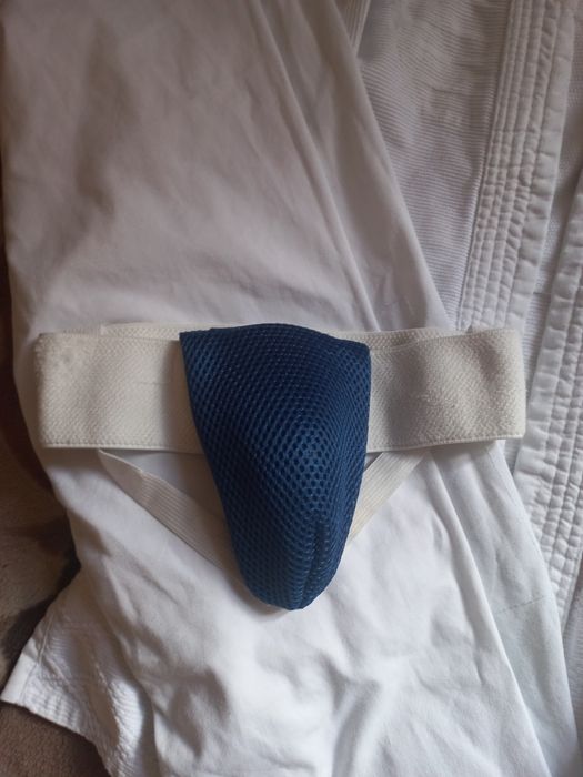 Продам защиту на пах