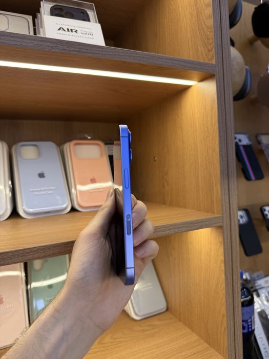 Iphone 16 Ultramarine sotiladi