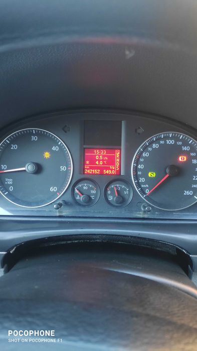 VW Touran 2.0 TDI/16V/140к.с ПРОЧЕТИ ОПИСАНИЕТО!