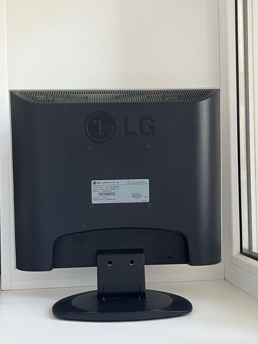 Продаётся монитор