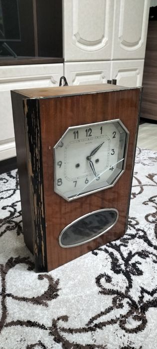 Продам часы, б/у