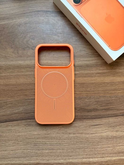 iPhone 17 Pro 256GB – Cosmic Orange