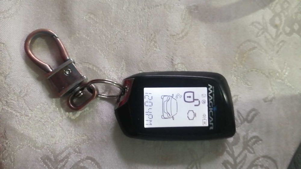 Megicar dominant pult sotiladi