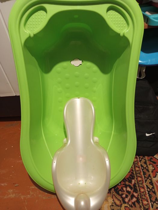Продам детскую ванночку