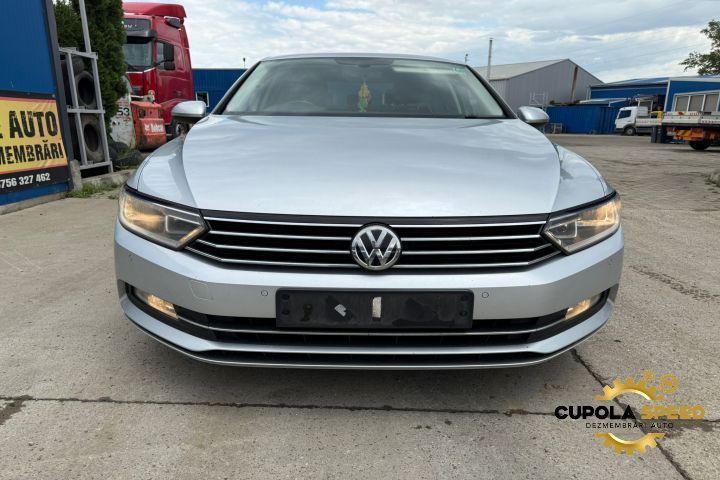 Usa Portiera fata dreapta culoare LA7W Volkswagen VW Passat B8 [2014