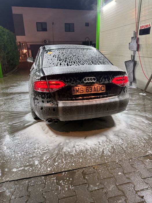 Audi a4 b8 s line