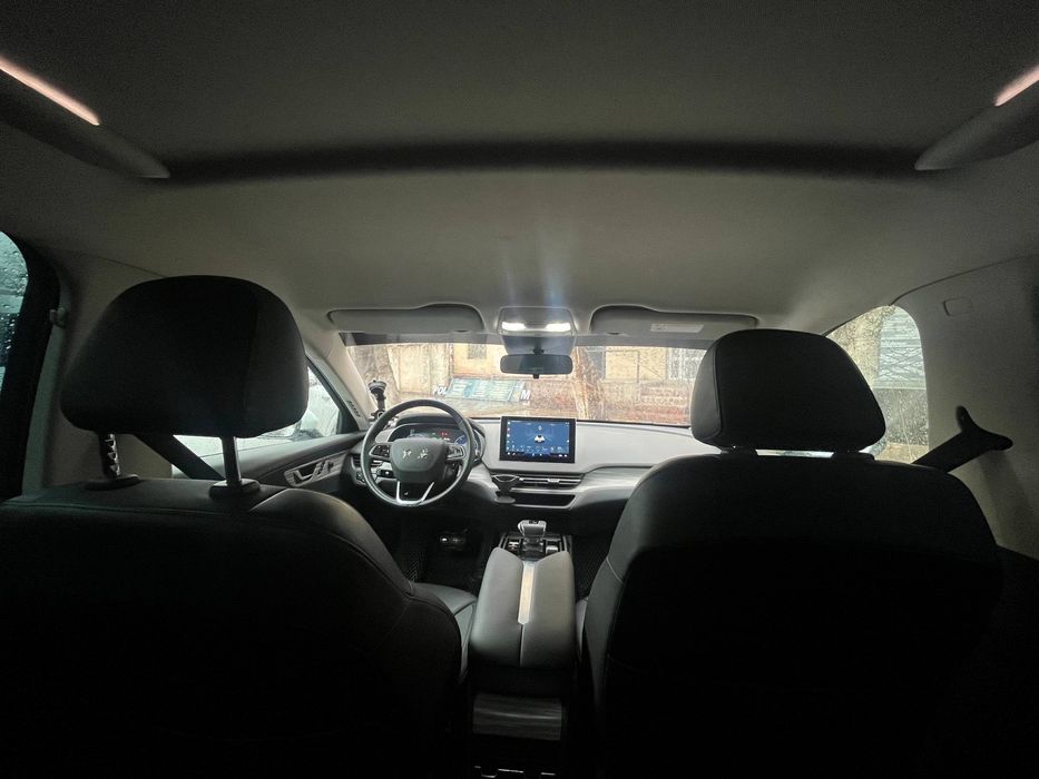 Hongqi 500 тали сотилади