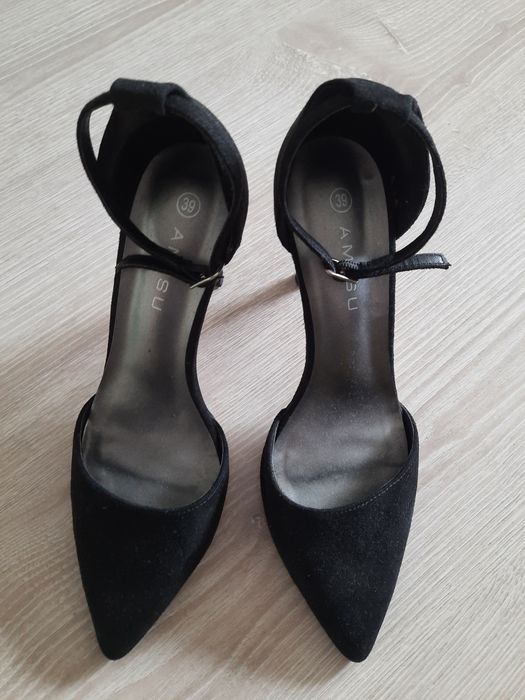 Pantofi eleganti cu toc marimea 39