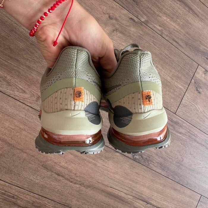 Nike Pegasus Premium 41 номер нови с дефект
