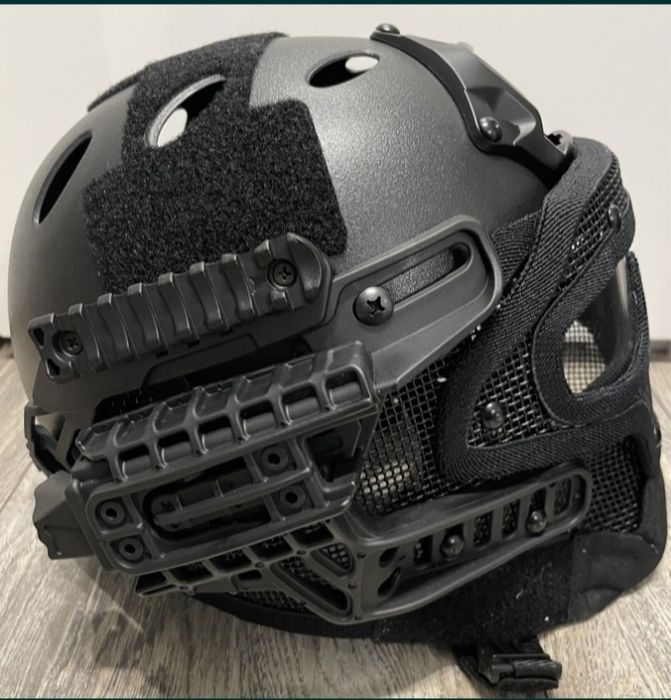 Тактическа Еърсофт каска