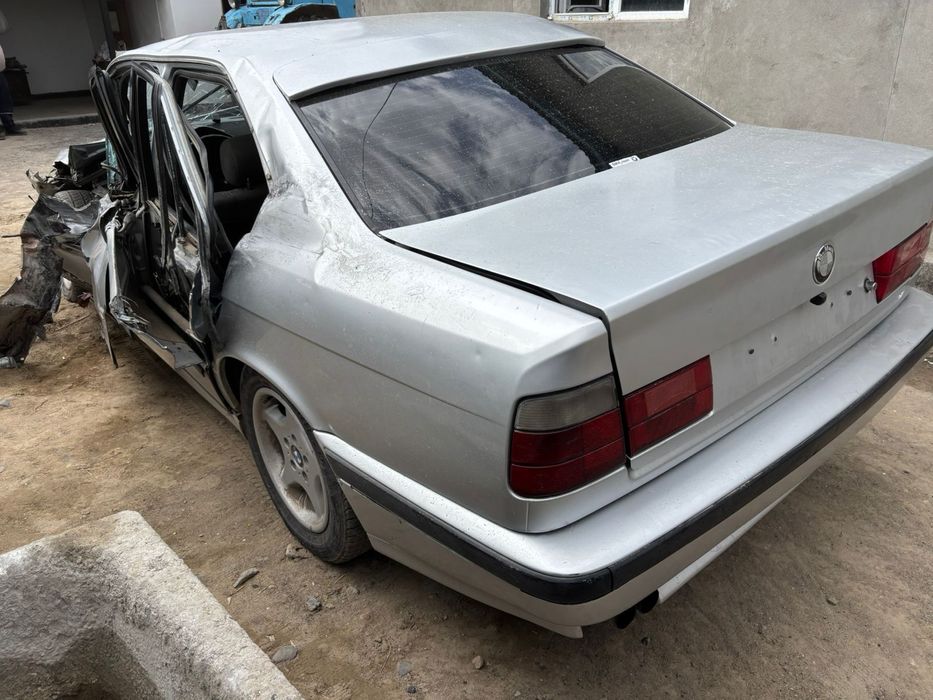 БМВ 525 на разбор