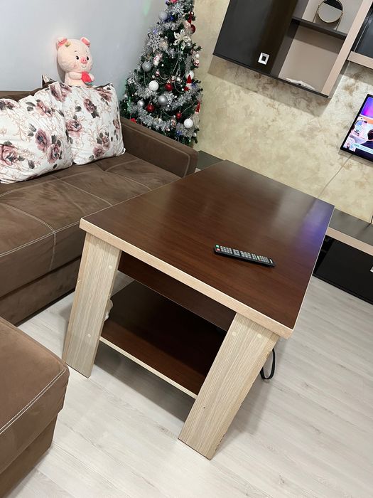 Masa living sau bucatarie