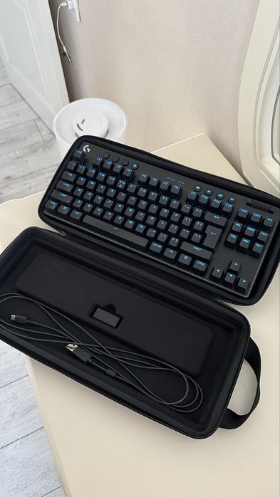 Клавиатура Logitech G Pro X TKL Lightspeed