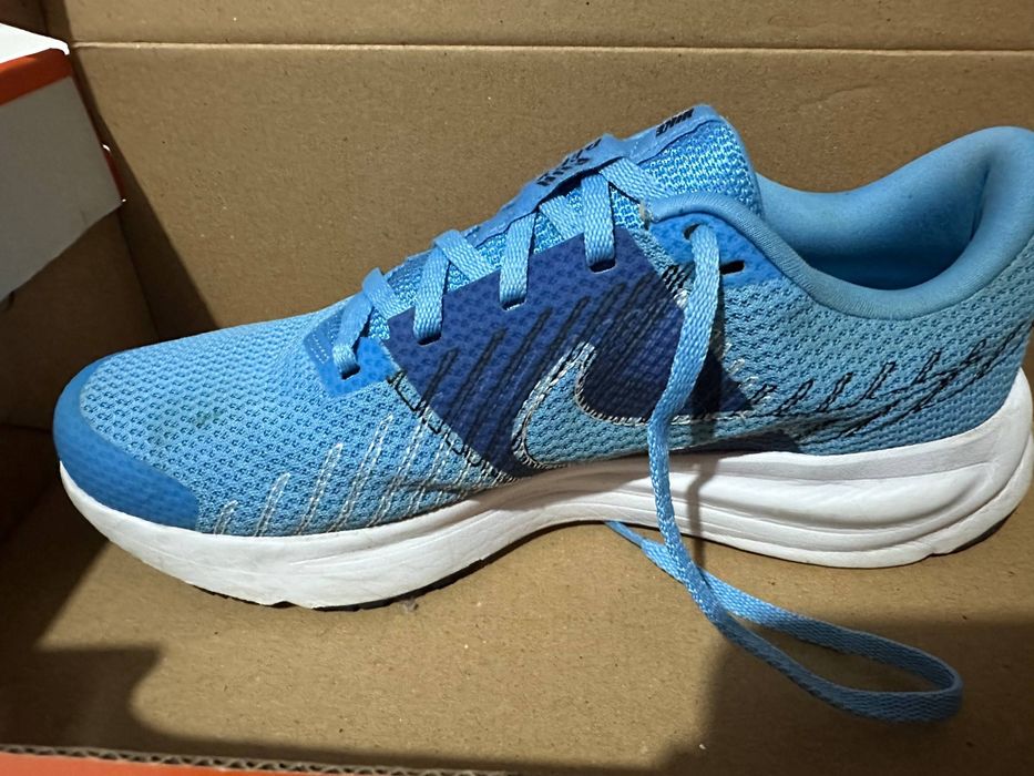 Беговые Nike Run Defy