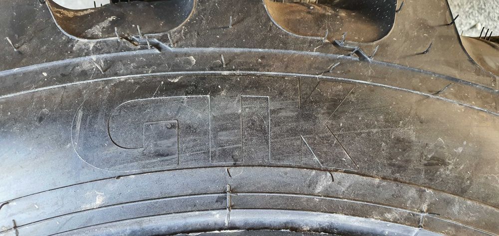 cauciucuri 11.2-36 radiale legumicoe pentru Case 270/95R36 AKZX