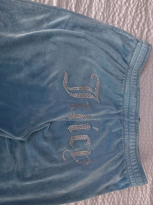Плюшено долнище на Juicy couture размер L. Закупено от Buzz Варна