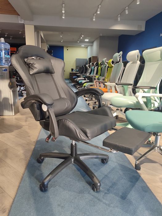 Компьютерное игровое геймерское кресло модель Cougar, Razer, Redline