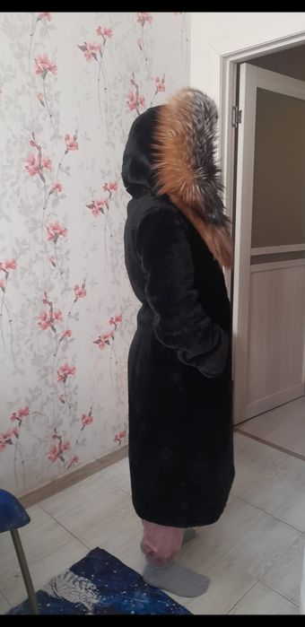 Продам шубу цигейковую