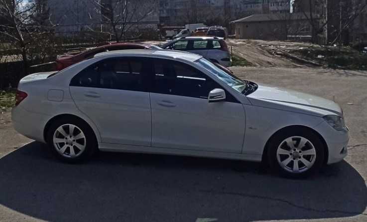 Мерцедес C200 CDI