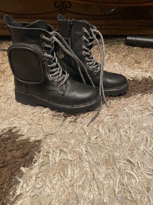 Зимнии ботинки  кожаные на девочку!