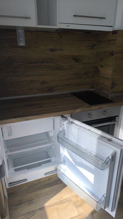 Дава се под наем Тристаен апартамент в Варна, м-т Боклук Тарла - 60 кв.м за 408 € - Снимка #1