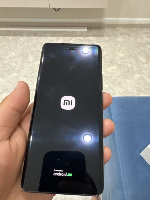 Xiaomi 13 Lite в хорошем состояние