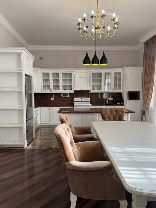 Срочно сдается жилой дом на улице Амира темура!!!