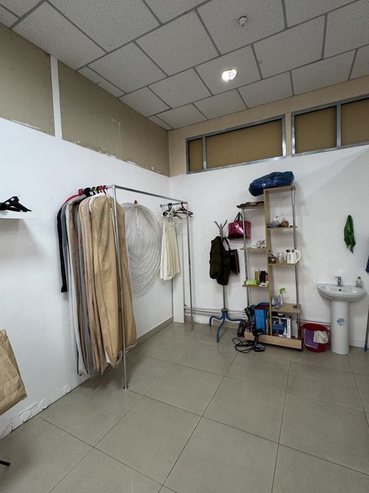 Продается действующий салон проката платьев