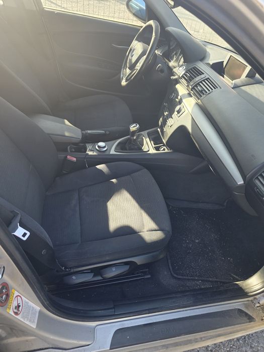 Dezmembrez bmw 116i 118i 120i n43b20a e87