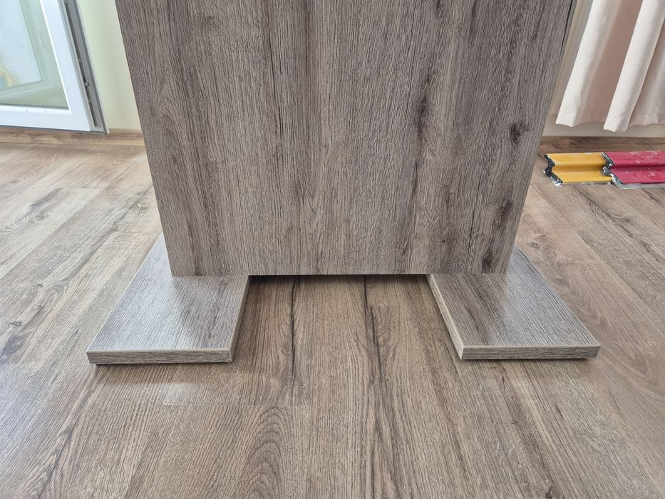 Разтегателна трапезна маса