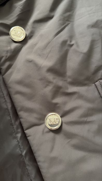 Продаю Куртку Max Mara 54 размера
