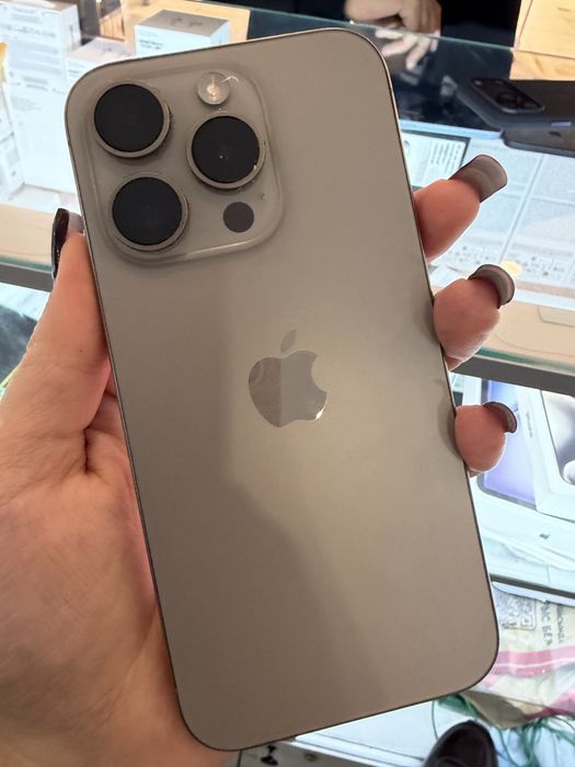 Iphone  15 pro 256