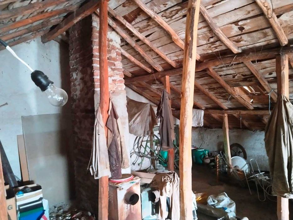 Масивна къща за постояно живеене Расник