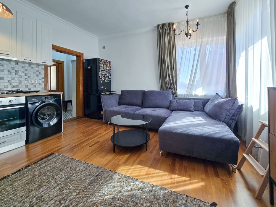 Apartament la casă/ de închiriat – 42 MP | ZONA COLINA, UNIVERSITATEA TRANSILVANIA