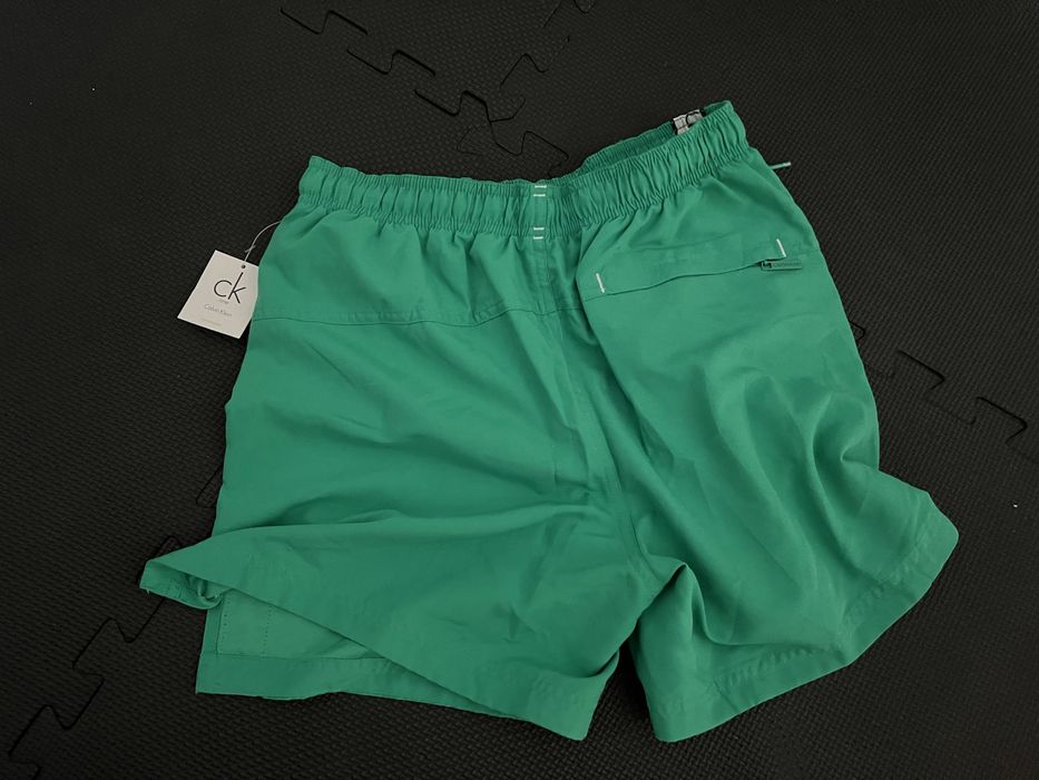 Sort baie / plaja Calvin Klein nou eticheta S