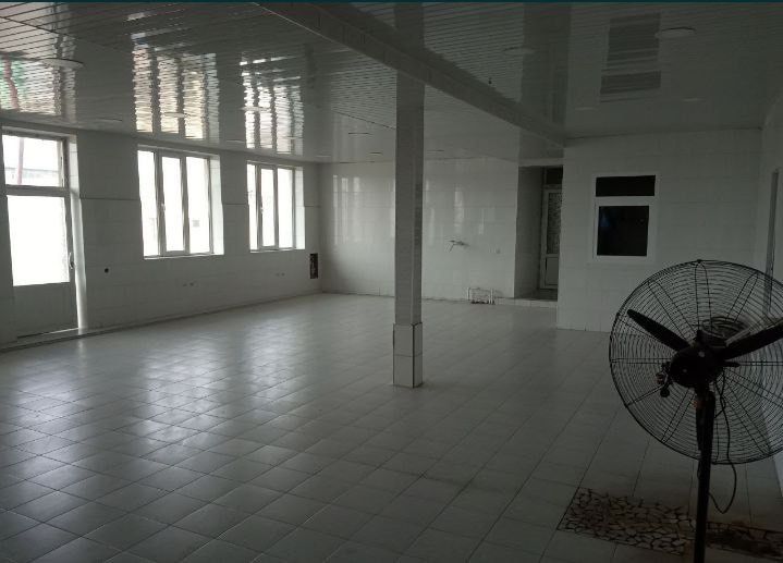 Жомий Алмазар земля 20 соток и здание 700 м2 продается