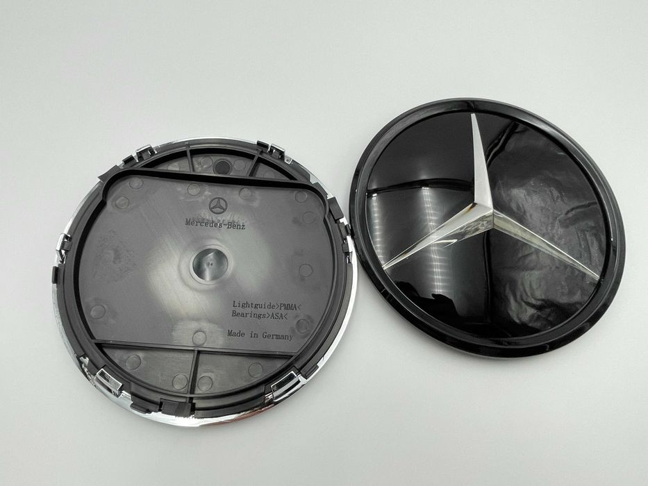Emblema Compatibila Mercedes grila centrala W212 distronic