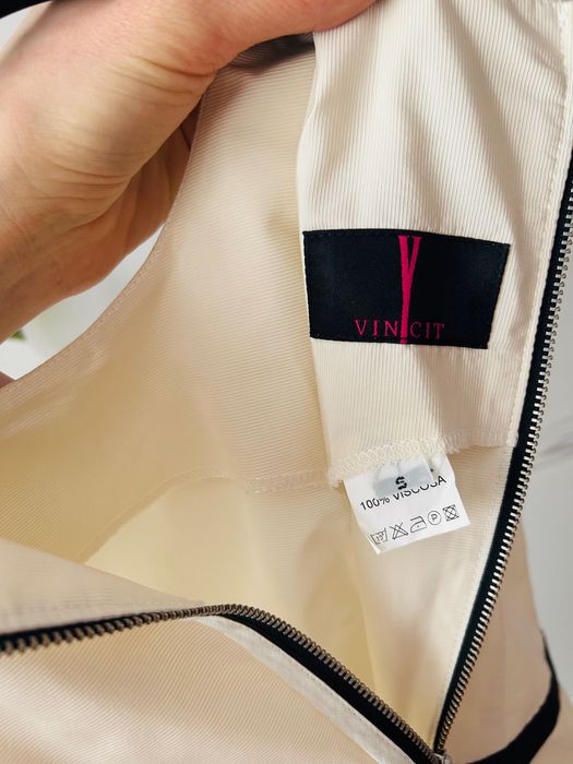 Стилна бутикова рокля  Vincit