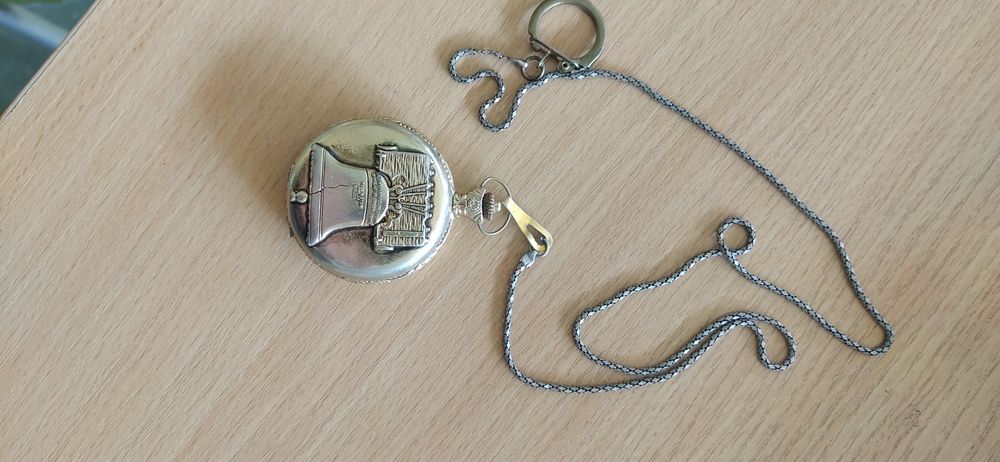 джобен часовник "DALIA", позлата