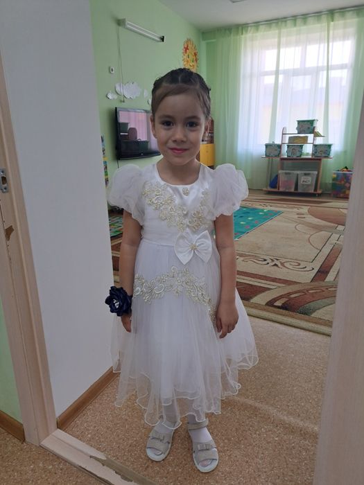 Детские Платья праздничные