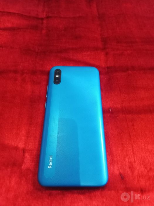 Телефон Redmi в хорошом состоянии