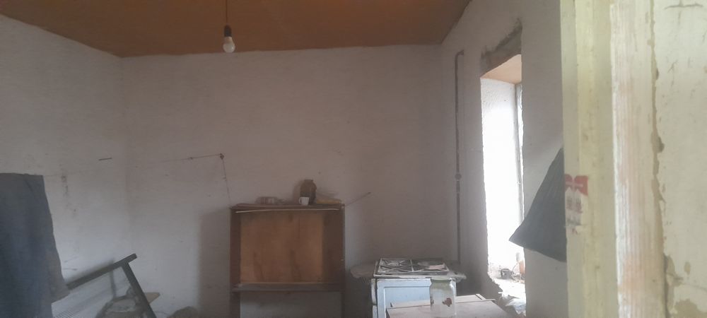 Участок 6соток 2хона уй кадастр документи турар жой мини ферма