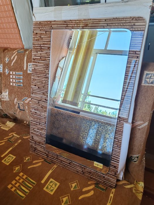 Зеркало для ванной комнаты